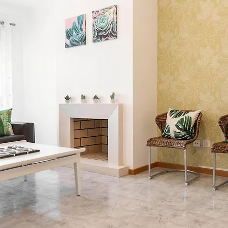 Paradise Place Apartment *